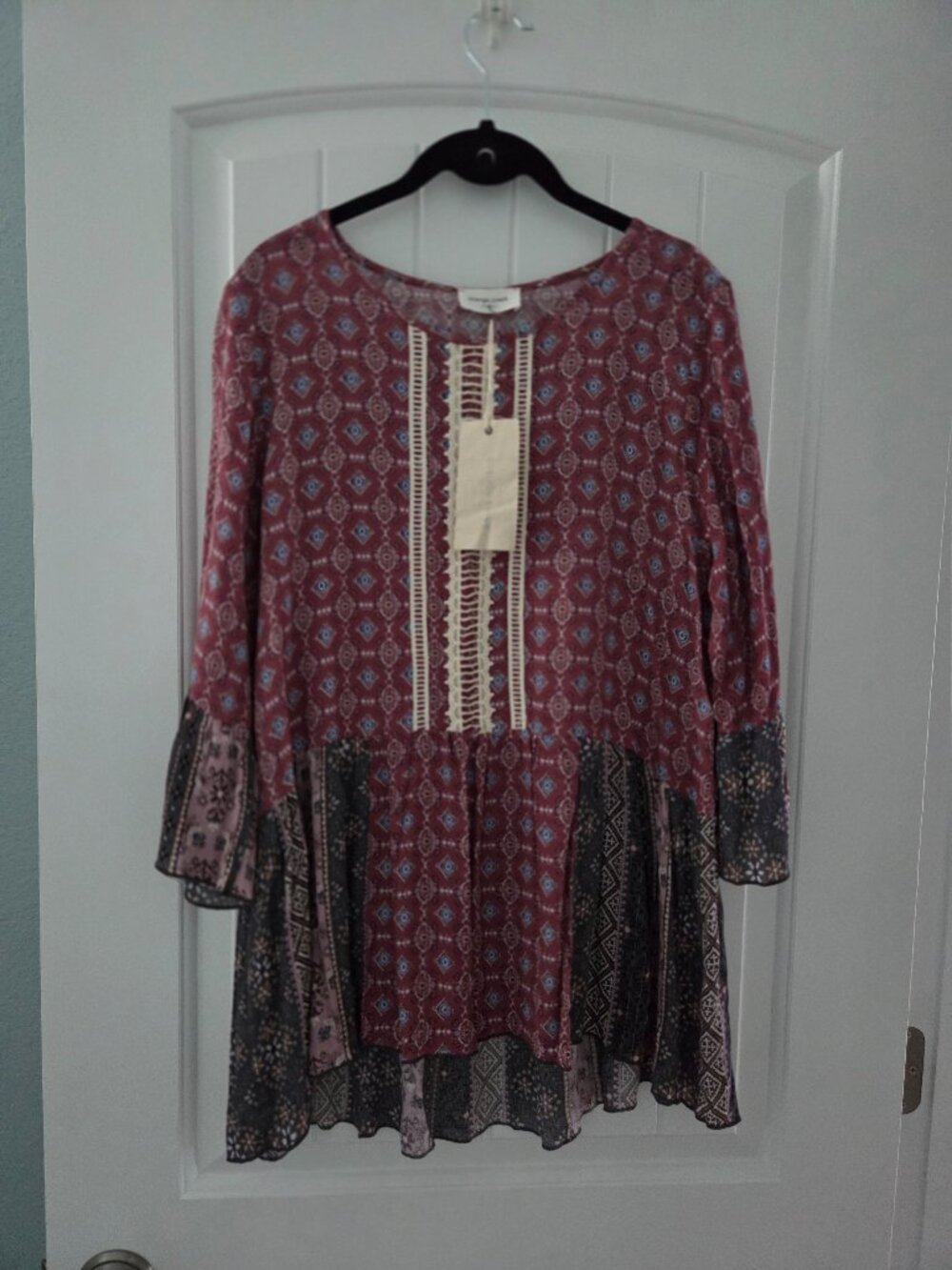 Ladirs Orangr Creek Top